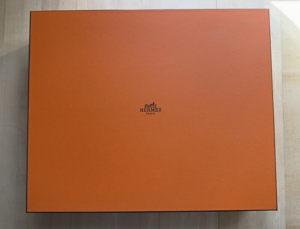Authentic Hermes Paris Large Orange Gift Box 18" x 15" x 4" with Ribbon & Tissue